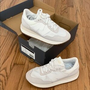 New Balance Women’s White and Gray Sneakers